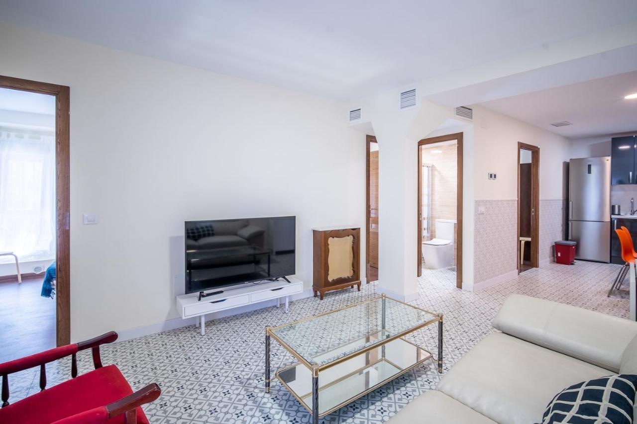 El Jardin Del Angel Tribulete Apartman Madrid Kültér fotó